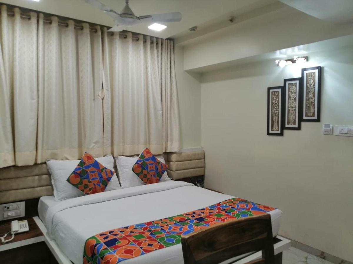 FabHotel Radana Navi Mumbai Bagian luar foto