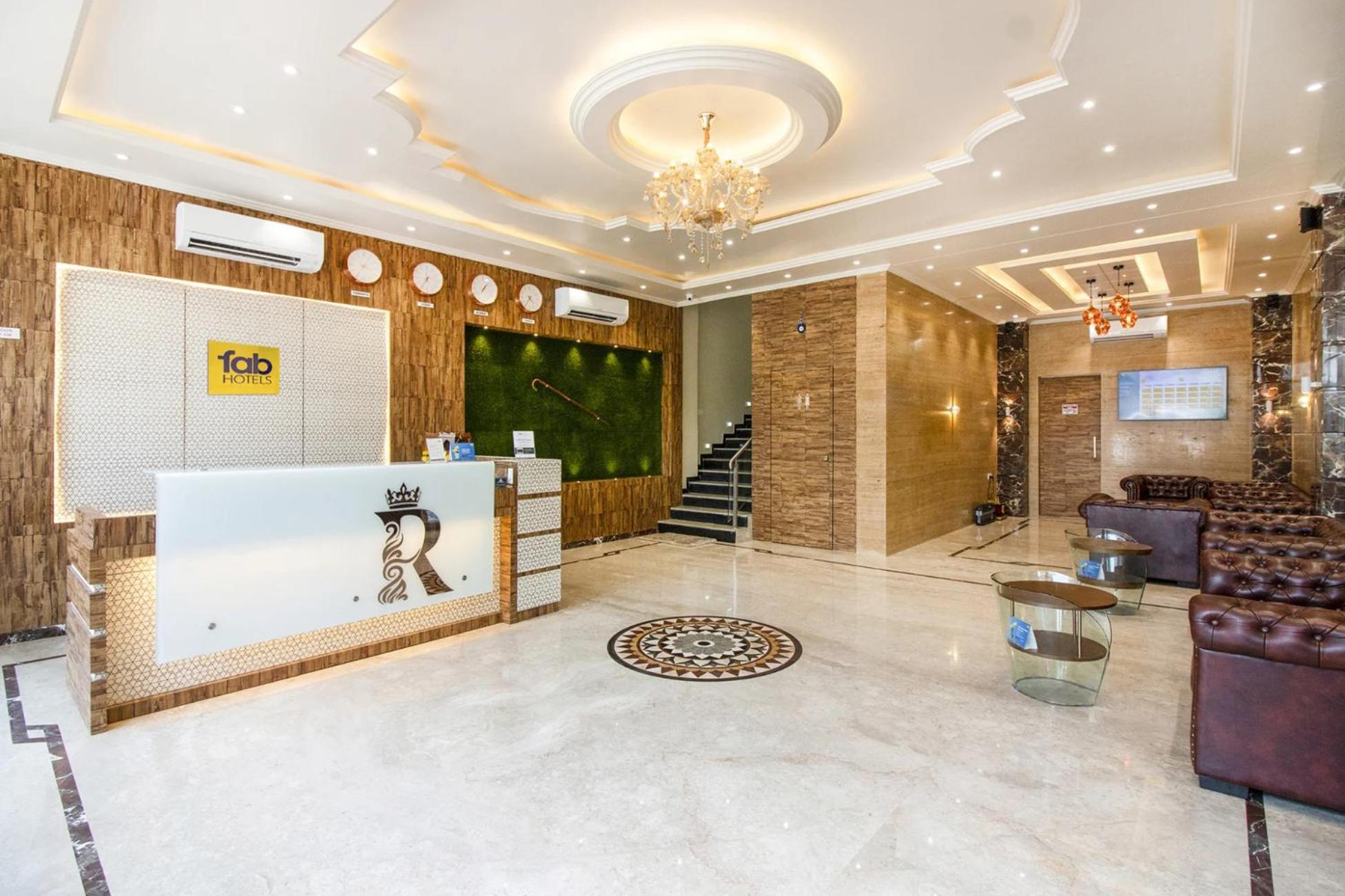 FabHotel Radana Navi Mumbai Bagian luar foto