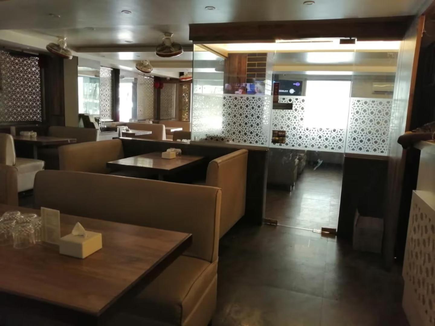 FabHotel Radana Navi Mumbai Bagian luar foto