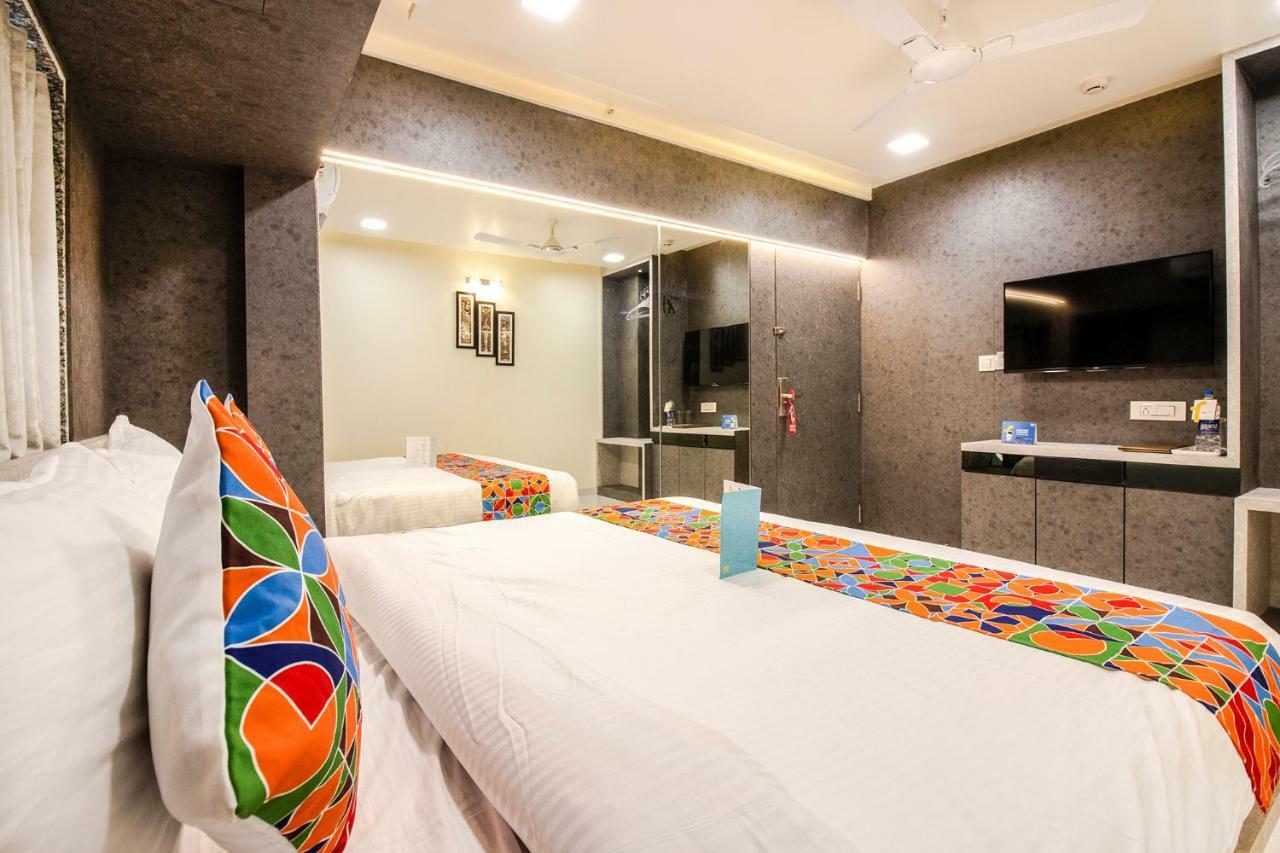 FabHotel Radana Navi Mumbai Bagian luar foto