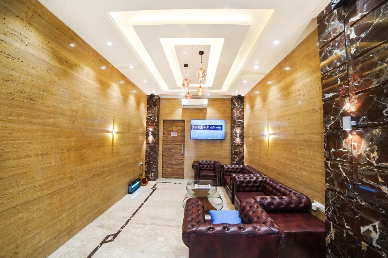 FabHotel Radana Navi Mumbai Bagian luar foto
