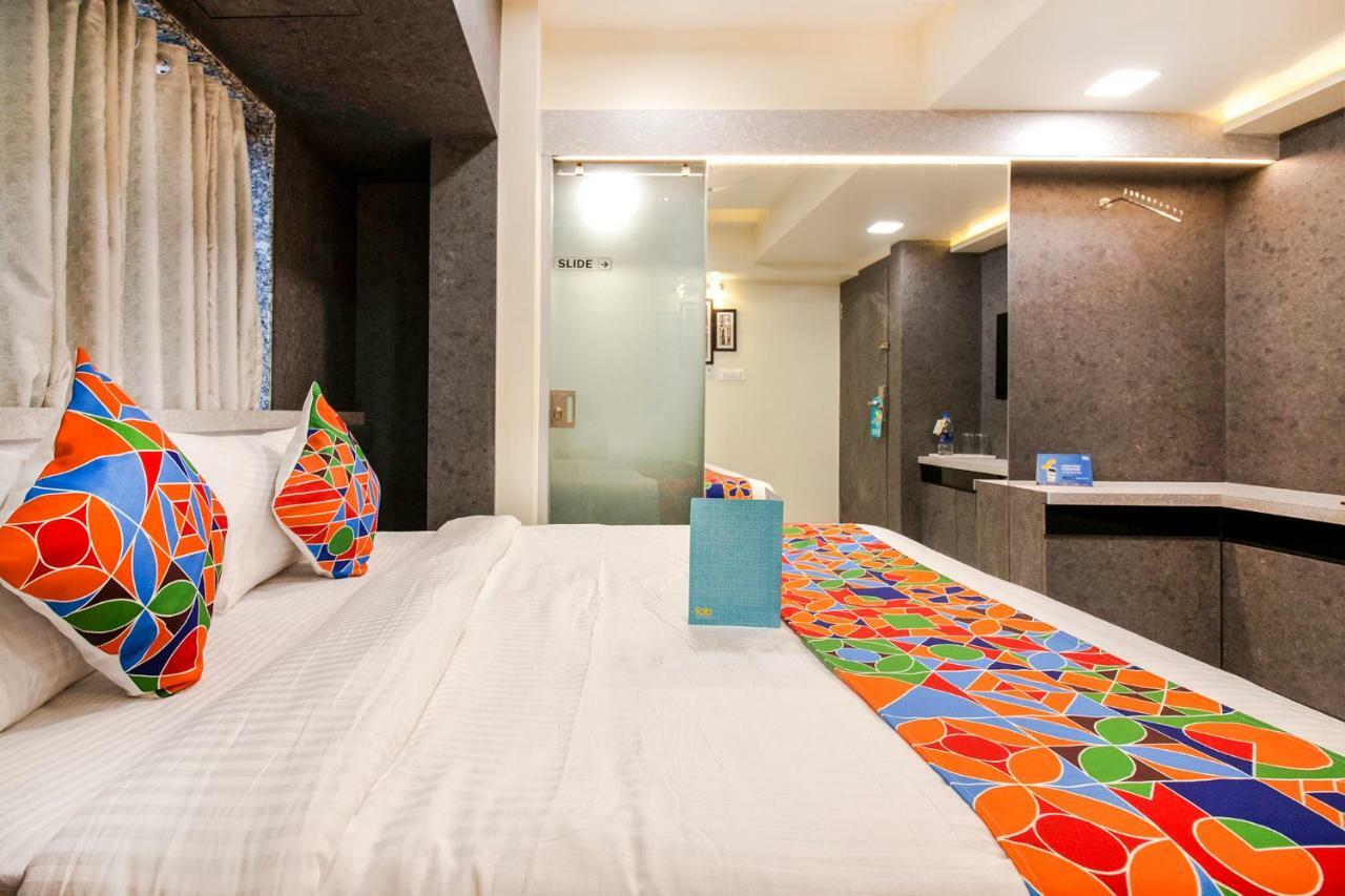 FabHotel Radana Navi Mumbai Bagian luar foto